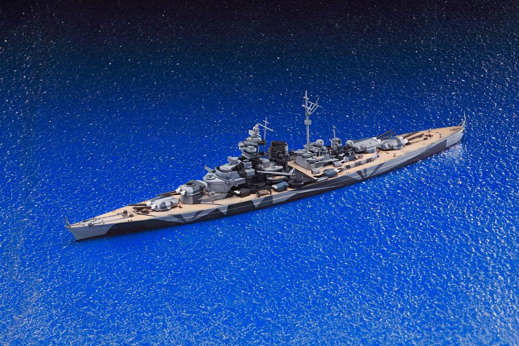 Aoshima Bunka Kyozai 1/700 Waterline Series No. 619 German Battleship Tirpitz Plastic Model Ship
