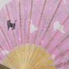 by Shojuan Cat-shaped clam-shaped fan, cloth-covered, 21cm, (pink)