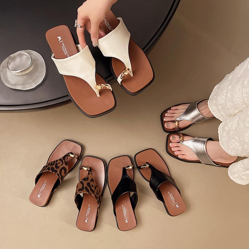 Thick-soled Heel Cover Toe Cool Slippers Women's Summer Wear 2025 New Models with Skirts Beach Sandals Flip-flops