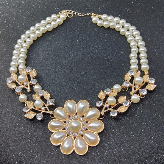 Yousheng Women Necklace Bohemian Elegant Double-layer Sun Flower Pendant Geometric Ladies Faux Pearl Choker Necklace Jewelry Decoration Gift for