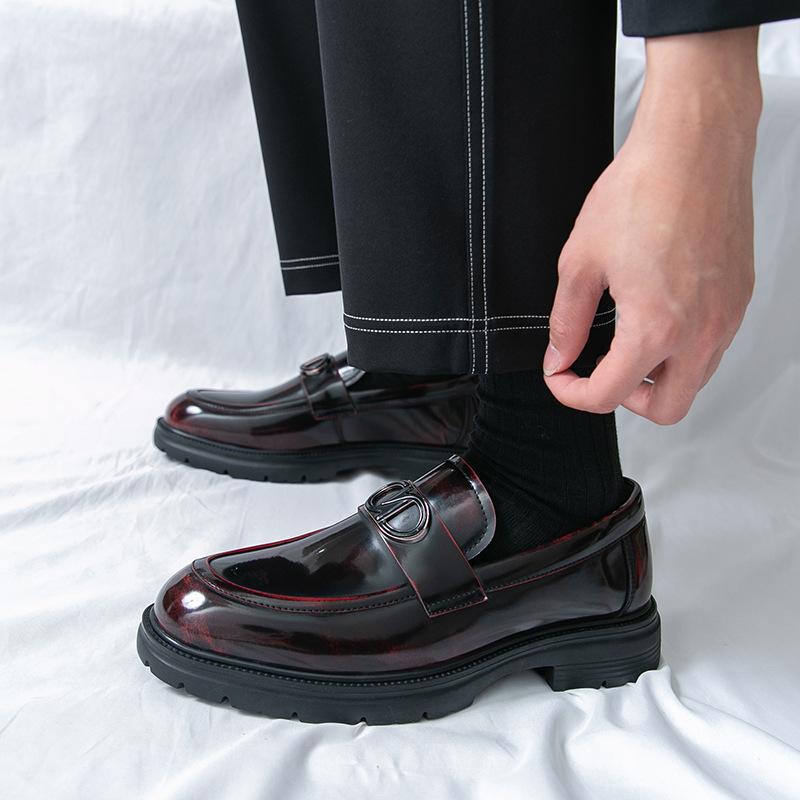 Foreign Trade Men's Leather Shoes Patent Leather Glossy Business Dress Small Leather Shoes Foreign Trade Spring and Autumn Casual Shoes Men's Office 