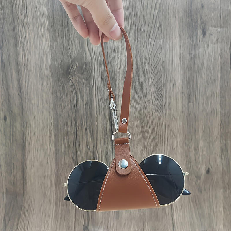 2PCS Portable Vintage Leather Bag Glove Holder Clip with Lanyard Hat Clip for Travel on Bags Outdoor Beach Women Accessories