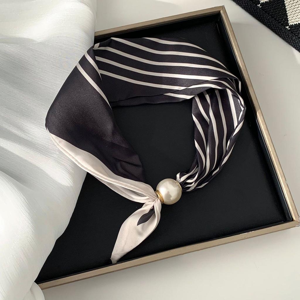 Französisch- Luxuriöse Perlenkette mit Magnet für Damen, Leichte Vielseitige Bandana, Täglich Party Urlaub