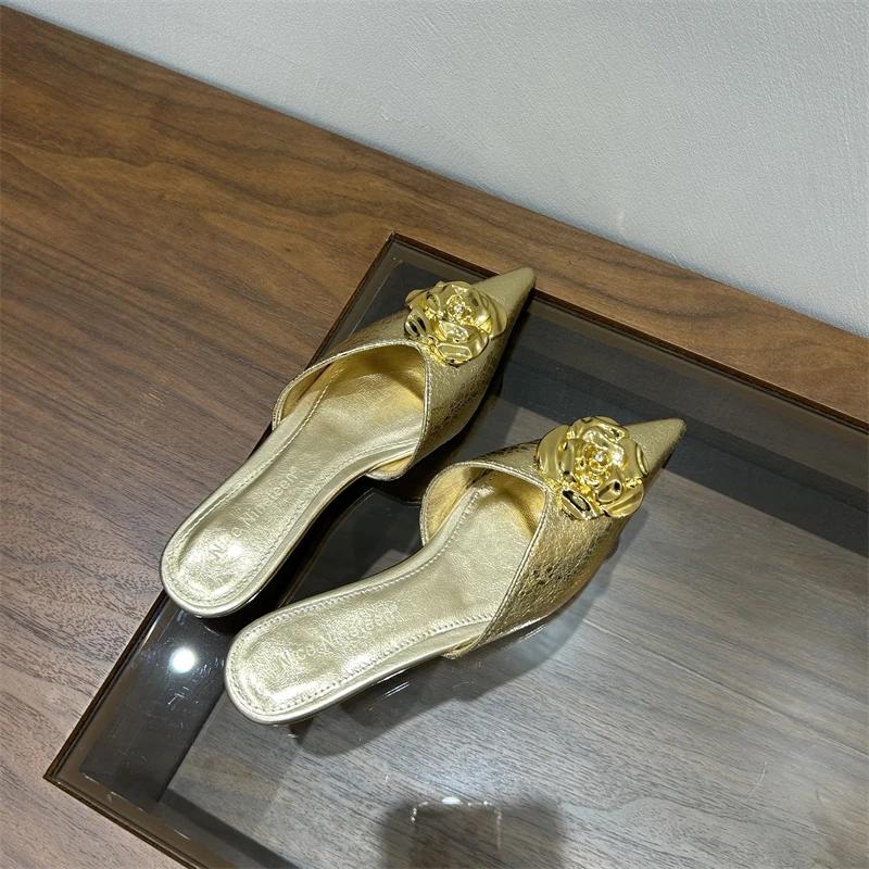 2024 Sommer Mote Ensfargede Høyhælte Tøfler for Kvinner Spiss Tå Latsmans Halvtøfler Damesko Zapatos De Mujer