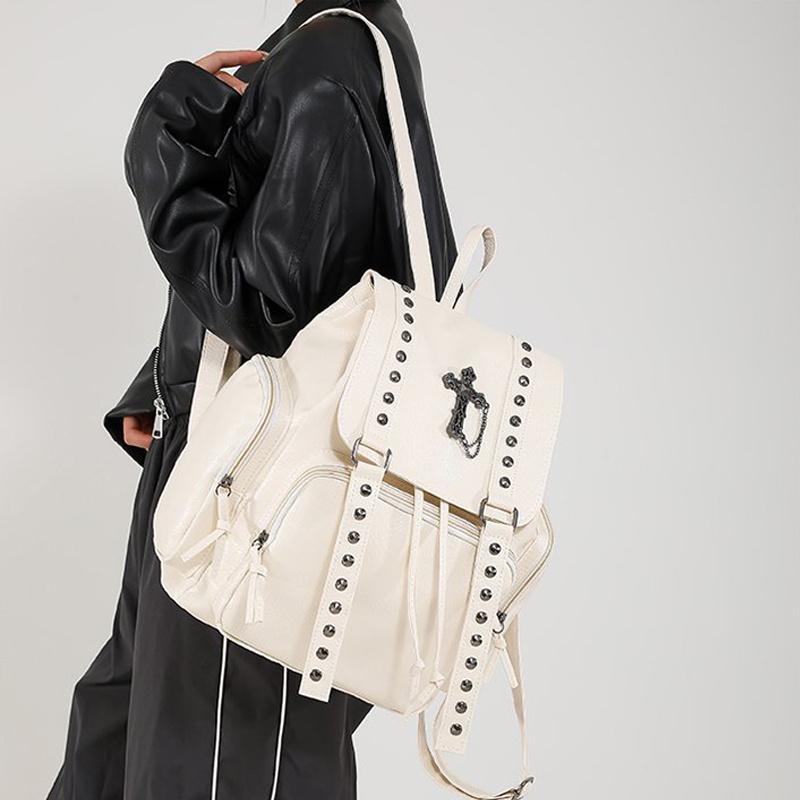 Yogodlns Nieten Rucksack Damen Gothic Punk PU Leder Schultertasche Damen Vintage Rucksäcke College Große Kapazität Schultasche