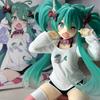 20CM Anime Hatsune Miku X Cinnamoroll Figure Anime Peripheral Collectible Models Decorative Decorations Children Kawaii Gift‘s