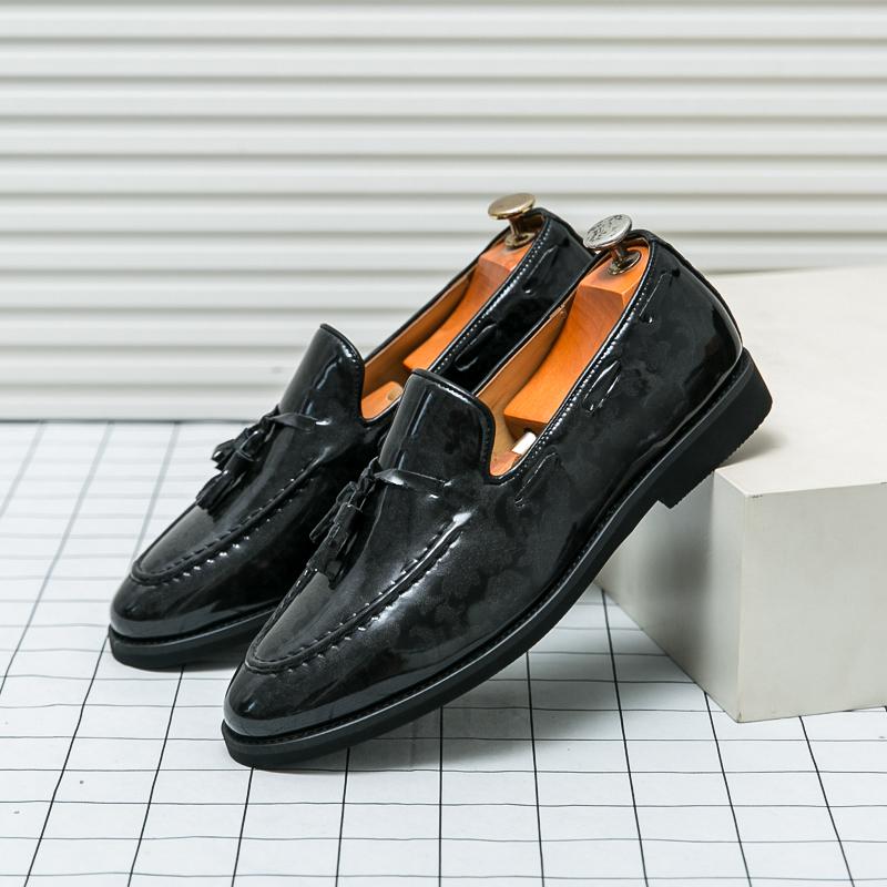 Fashion Fashion Brand Men's Comfortable Tassel Soft Soled Leather Shoes British Style Mens Patent Leather Mirror Breathable Casual Shoes