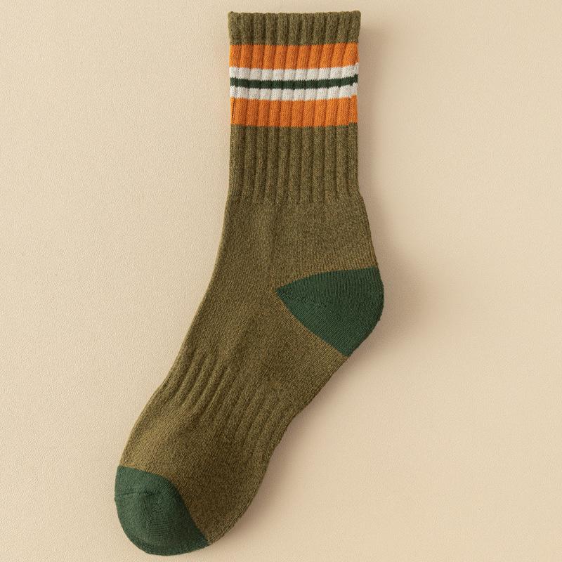 

Мужские толстые теплые зимние носки средней длины — модный длинный высокий спортивный стиль с бархатной подкладкой для осени и зимы. One Size/37-44