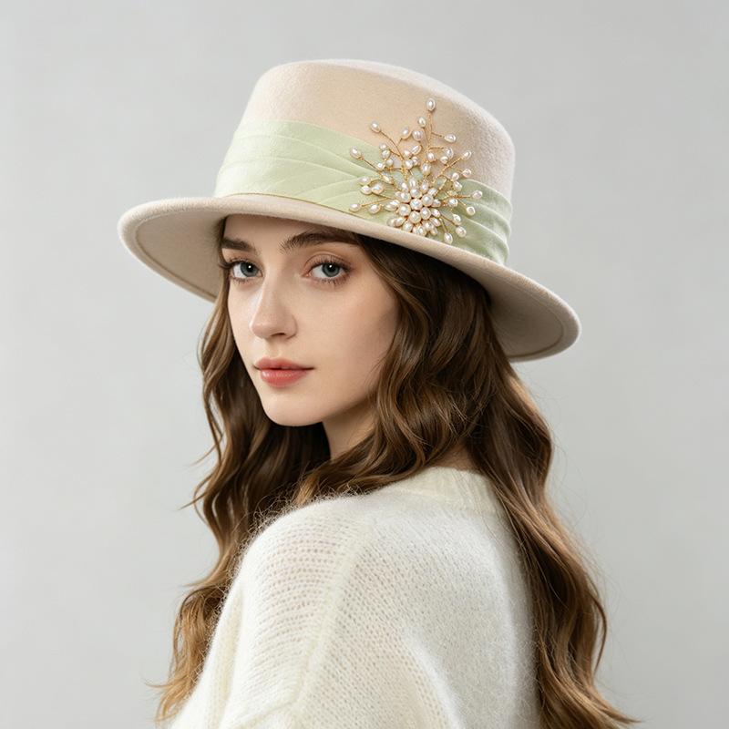 Autumn and winter fashionable and elegant all-match woolen basin hat, crimped dome top hat, women's new French retro wool top hat