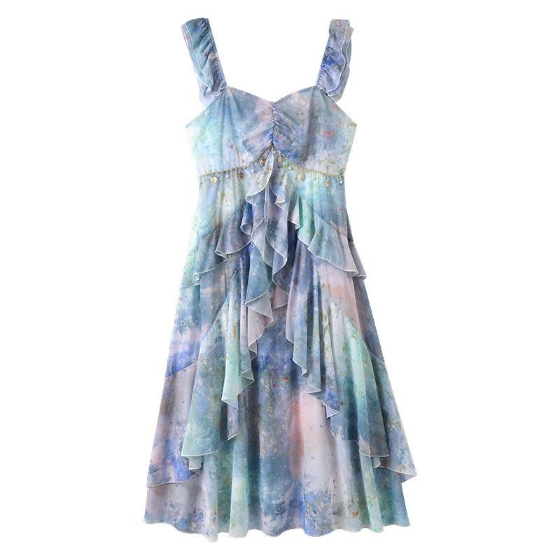 The New Summer Plus-size Women's Halter Dress Exudes A Sweet and Elegant Charm