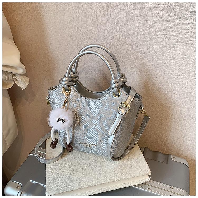 Bag women's high-end new fashion retro bucket bag versatile casual portable shoulder messenger bag