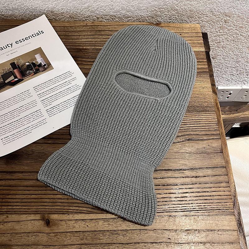 Unisex Hat Knitted For Winter With Windproof Features And Stylish Gift Design