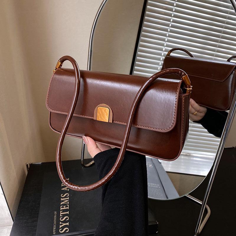 

2024 Trendy Korean Retro Red Handheld Underarm Bag for Women - Single Shoulder Commute Bag чорний