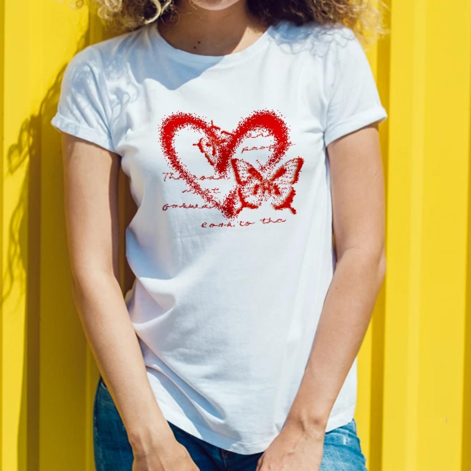 

Women s round neck butterfly and letter print casual spring and summer T-shirt energetic and youthful XXXXXL