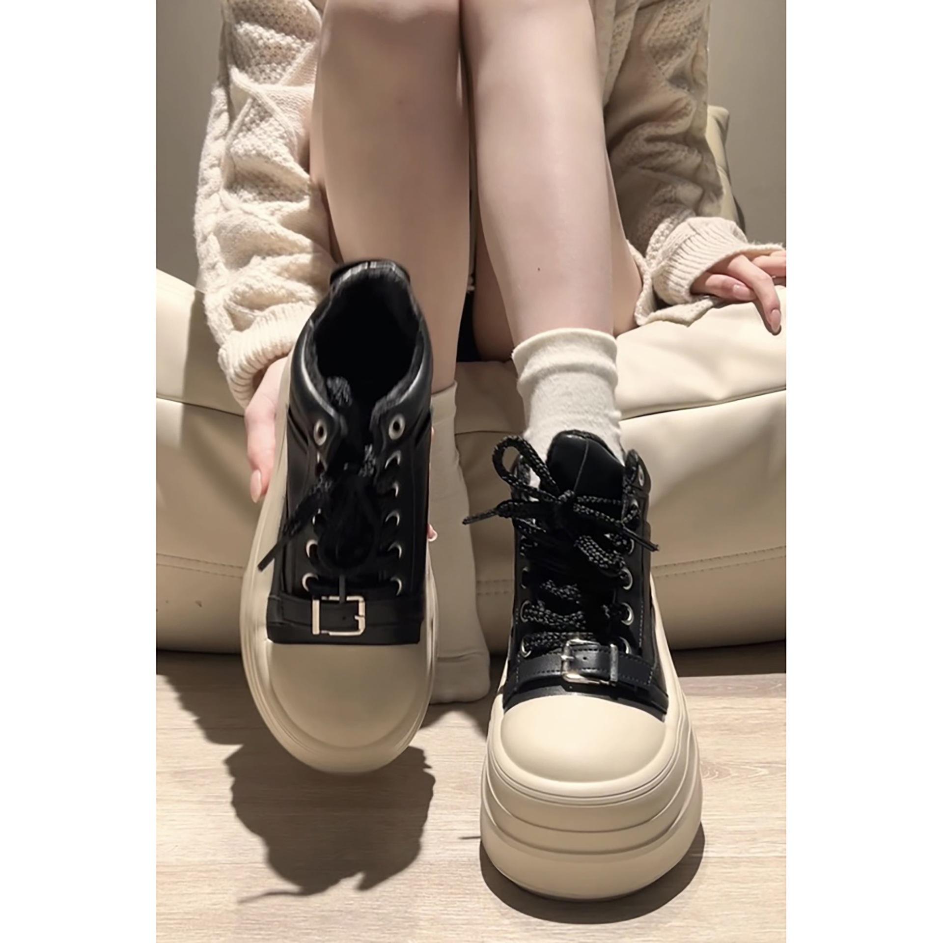 

Black velvet warm thick-soled cotton shoes for women to wear in winter, small height-increasing retro high-top board shoes 40 коричневий