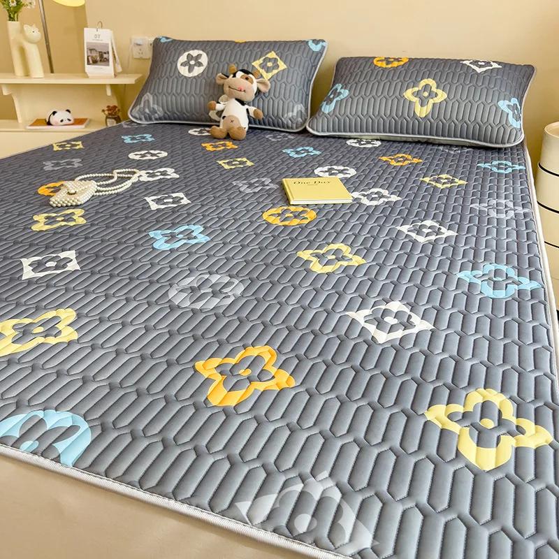 Summer Thailand Thickened Latex Cool Mat Three Piece Set, Washable, Fresh Ice Silk Air Conditioning Soft Mat Gift Wholesale