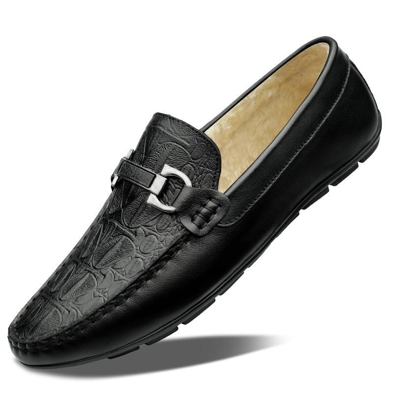 The first layer of cowhide is one pedal, lazy beanie shoes, men's British casual leather shoes, breathable business large size shoes are comfortable