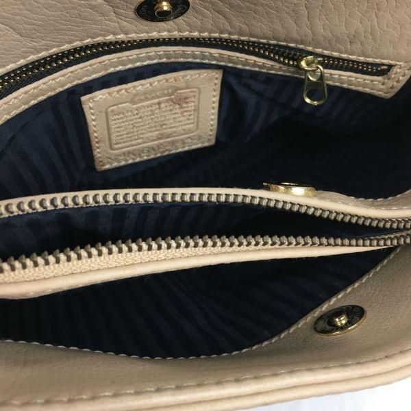 COACH Leather Shoulder Bag Beige 3 Large Pockets 3 Compartments(USED)