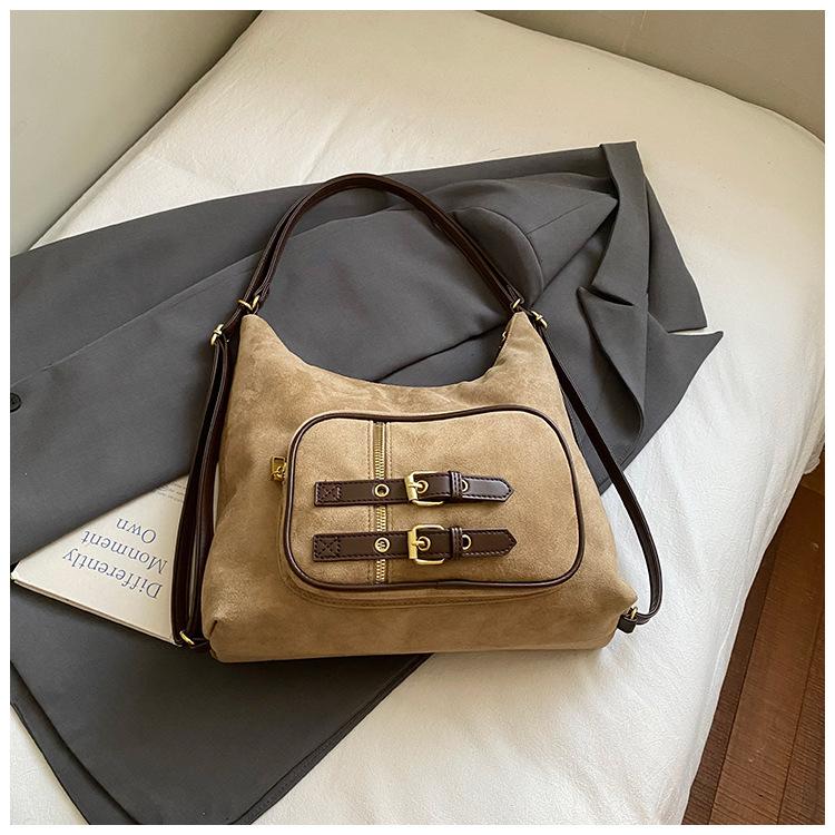 

2025 new large-capacity commuter tote bag women s niche shoulder messenger bag multi-functional casual backpack bare bag хаки