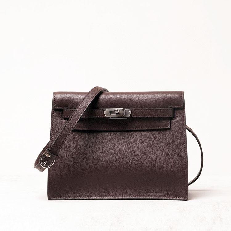 Hochwertiger Rucksack aus Evercolor-Rindsleder mit halber Wachslinie und Dutt-Oberschicht und einer Schulter