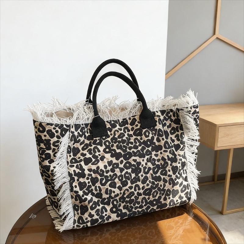 

Canvas Leopard Print Large Capacity Shoulder Bags 2026 High Quality New Bags Casual Beach Vacati Basic Style Handbags леопардовый