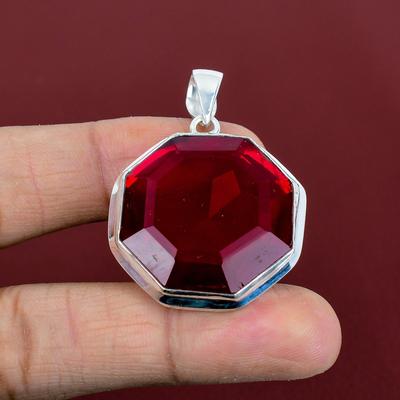 Facettierter Mosambik-Granat-Anhänger 925 Sterlingsilber-Anhänger handgefertigter Edelsteinanhänger Antikschmuck Geschenke für ihn Anhänger im neuesten Design