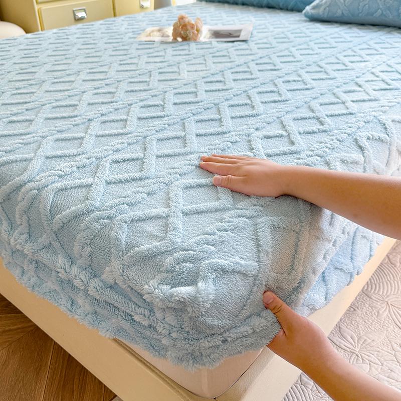 1pc Winter Warm Bed Sheet with Elastic Band Single/Queen/King Mattress Cover Thick Coral Fleece Fluffy Fitted Bed Sheets for Bed