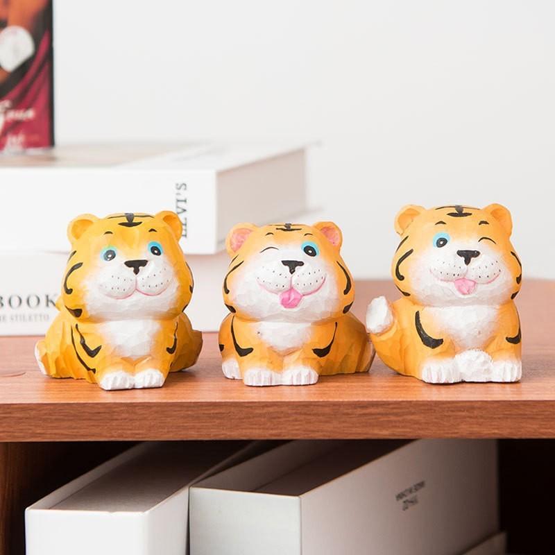 Tiger Wooden Carving Small Figurine Handcrafted Animal Decor For Kids And Gifts