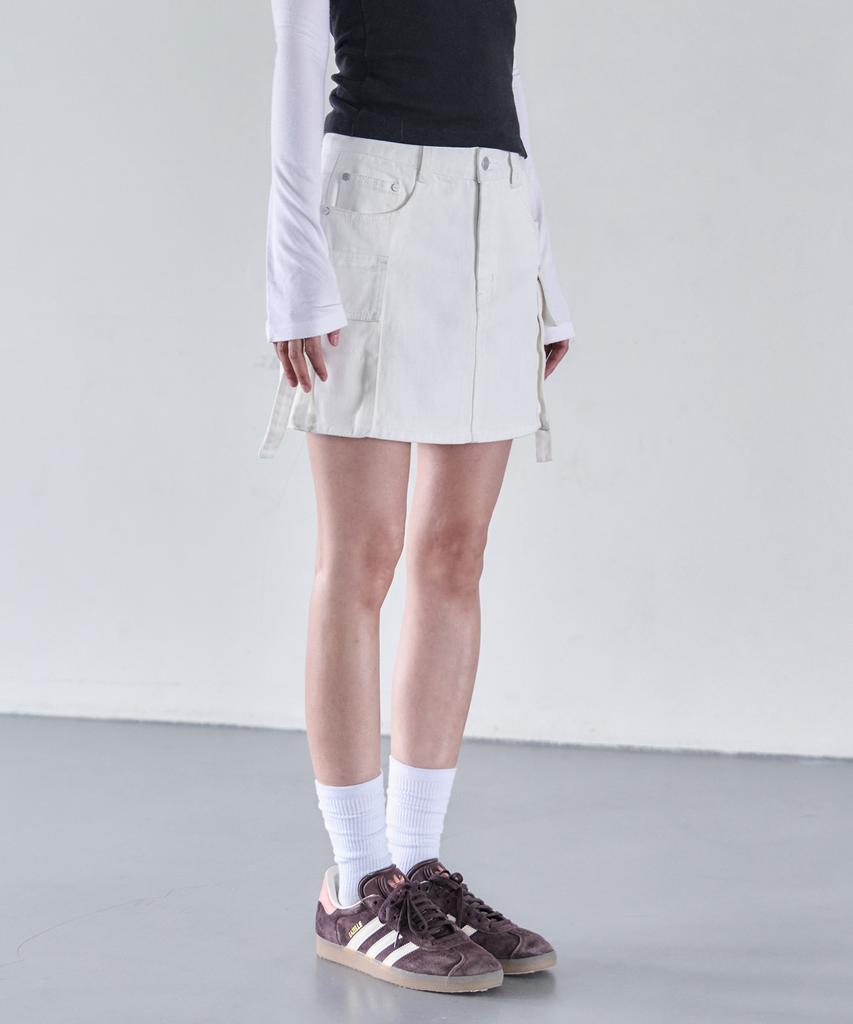 Deketeuumeon Cargo Mini Skirt Dcsk004Ivory