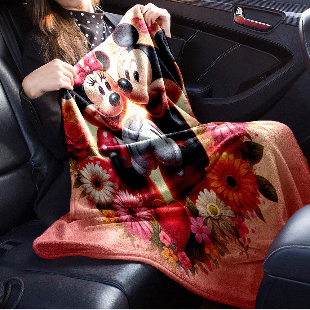 1pc Flannel Minnie Mouse and Mickey Mouse Floral Heart Throw Blanket, can be used for bedding small throw blanket,
