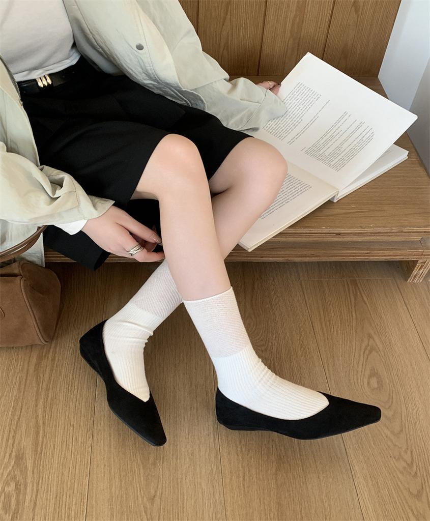 Retro low-heeled shallow-mouth single shoes women's shoes 2025 new spring and autumn suede temperament one-pedal commuter shoes