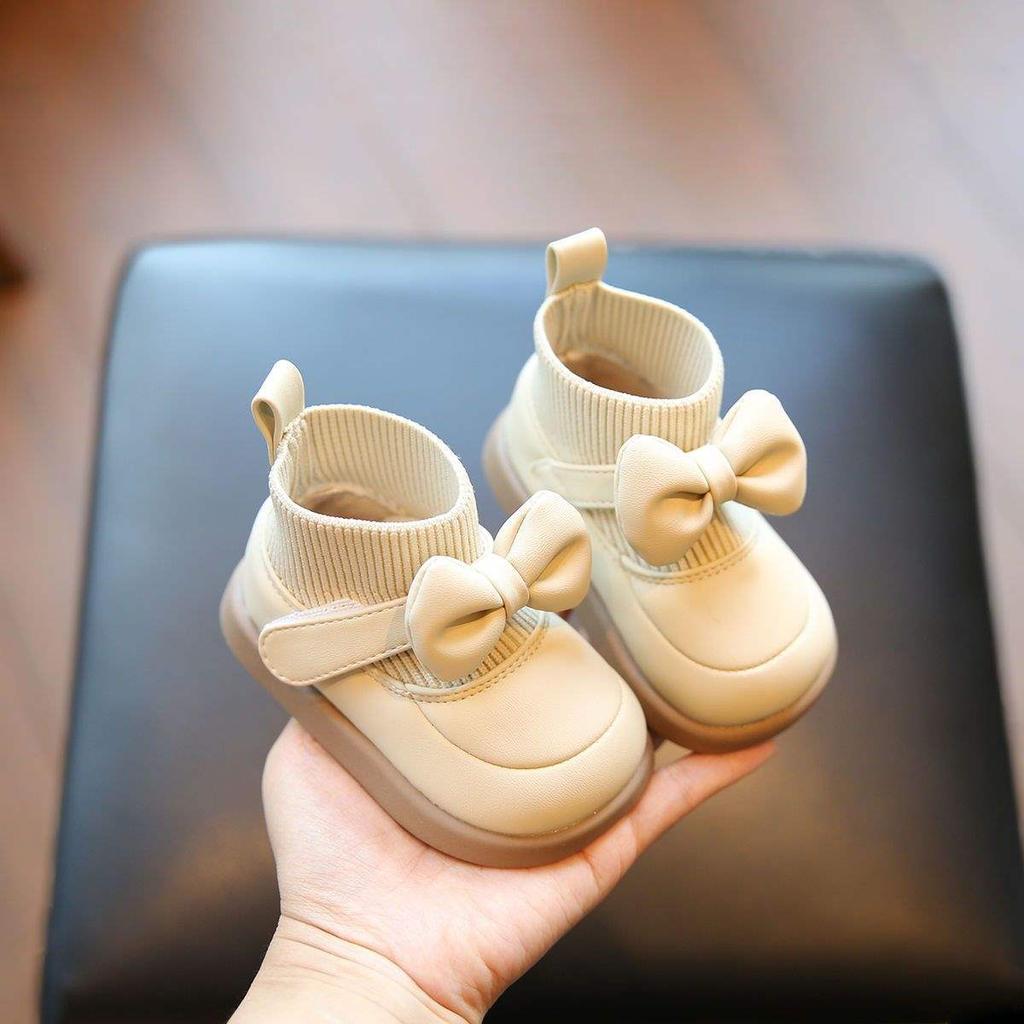 Autumn and winter children's foreign style boots baby girl shoes children's versatile socks boots girls short boots new girls small leather boots