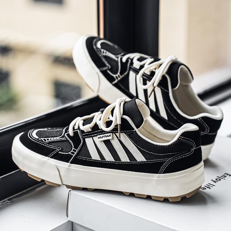 Autumn New Height Increasing Low Top Shoes Vulcanized Bread Shoes Men's Versatile Must-have Outfit for Going Out On The Street