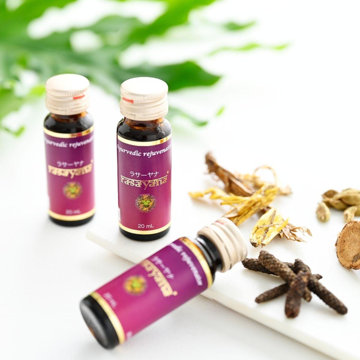 

Напій Довголіття – Підвищення Життєвої Сили Всього Тіла та Антивіковий Ефект – РАСАЯНА – 20 мл x 10 Флаконів x 3 Коробки (Всього 30 пляшок)