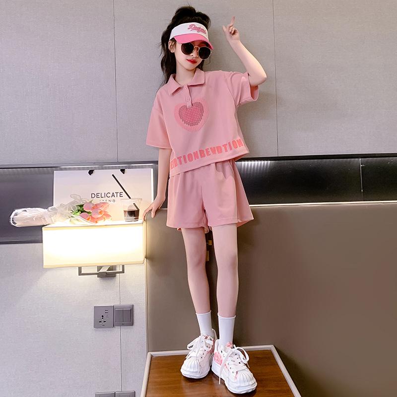 

Комплект из контрастной рубашки поло и шорт для девочек - модный комплект из двух предметов на лето 2025 года Size 120cm