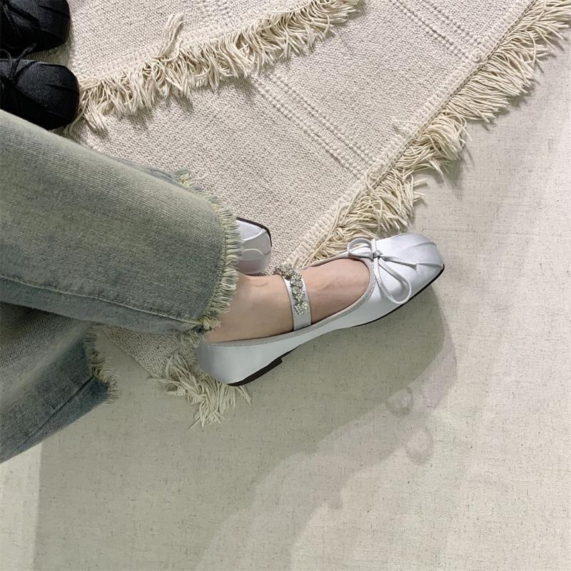 2025 spring and autumn new fairy style bow French single shoes one word rhinestone flat Mary Jane shoes women's shoes