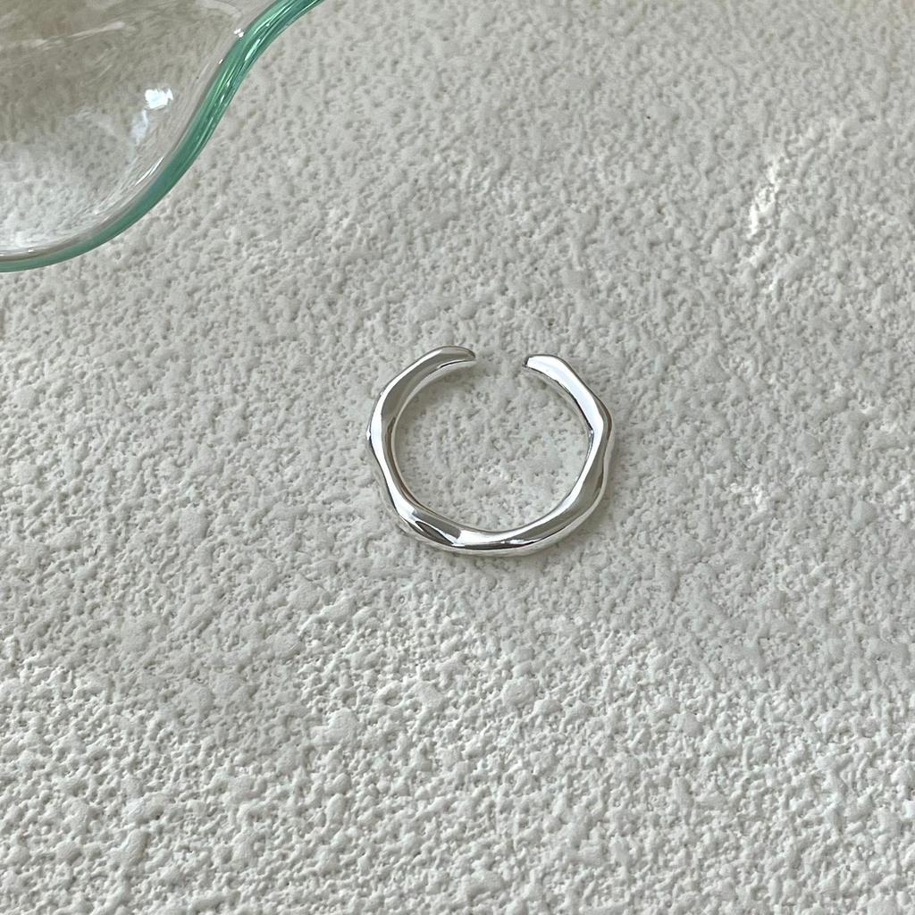 Su Chuang S925 Sterling Silver Irregular Band Ring, Unisex Niche Design, Cool Style Index Finger Ring.
