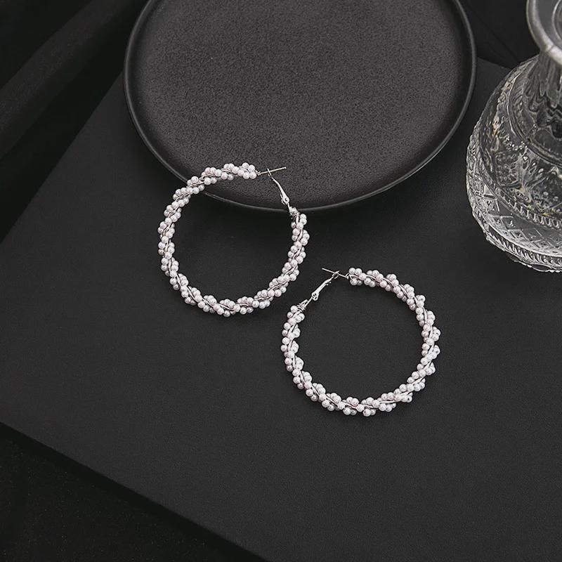 European and American Geometric Pearl Twist Earrings: Simple, Bold Design