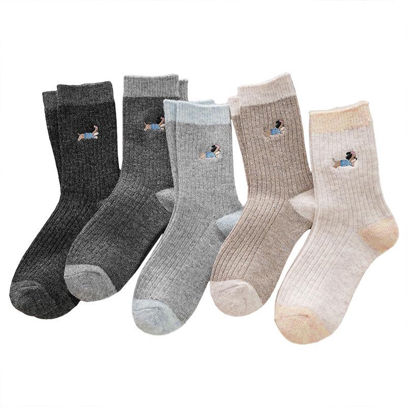 Autumn/Winter Korean Style Cartoon Embroidered Mid-Calf Plush Socks - Melaude Series