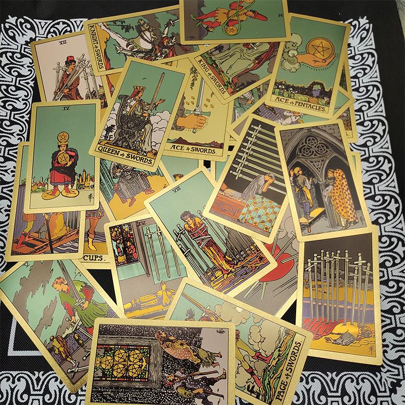 Waterproof Gold Foil 78 Plastic Tarot Cards Luxury Divination Board Game With Colorful Manual And Exquisite Flipbox