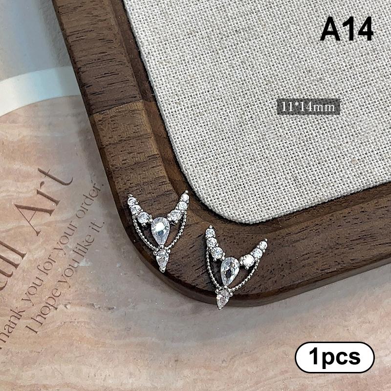 1Pcs Luxury Sparkle Zircon Crescent Shape Pendant Silver Alloy Nail Art  Jewel Decorations Manicure Ornaments