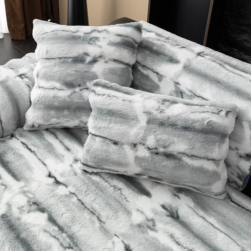 1 Pc Rabbit Plush Sofa Towel Non-Slip Design Sofa Cushion Warm In Fall And Winter, Hand Towel Removable Washable Couch Cover