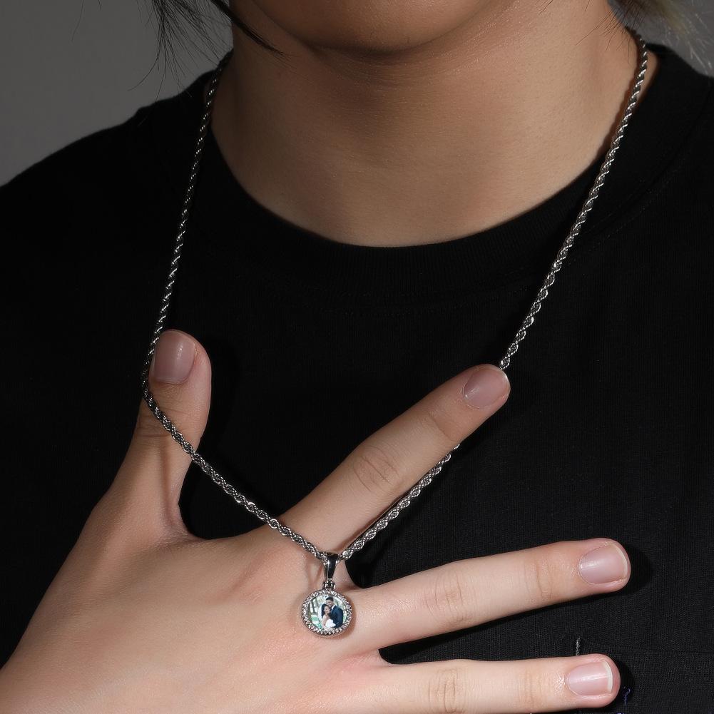 Creative micro-set zircon mini round memory photo frame pendant trendy DIY color printing photo necklace
