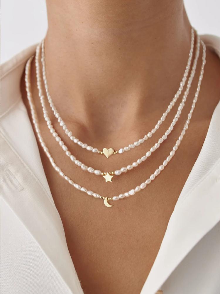 

3 Pcs Multi-Layer Pearl Necklace Set For Woman Elegant Chokers Retro Neck Chain Imitation Pearl Star Moon Heart Necklace Jewelry
