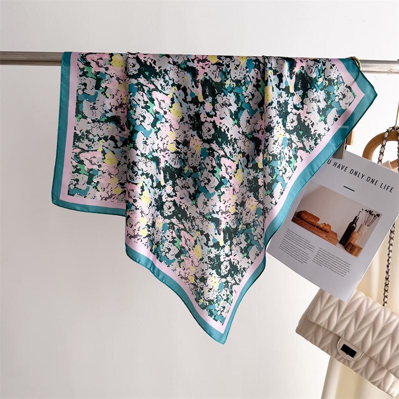 Luxury Printed Square Scarves Women's Silk Scarf Spring and Summer Floral Bandana Small Neckties Hairbands Bags Foulard Shawl