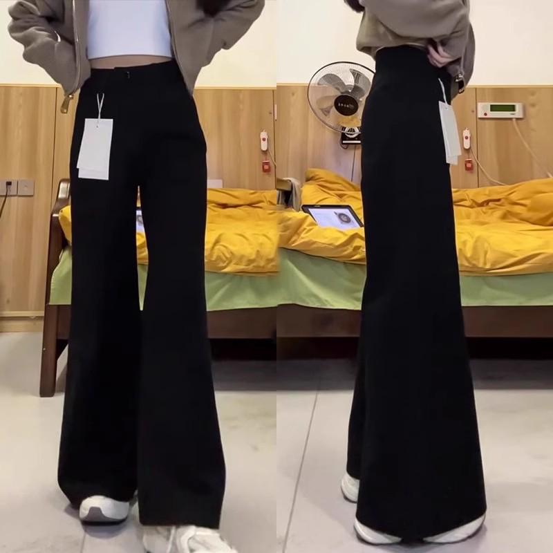 Plus Size Fleece-Lined Micro-Flare Jeans for Women - Slimming, Non-Stick, Wide Straight Leg, Autumn/Winter. M