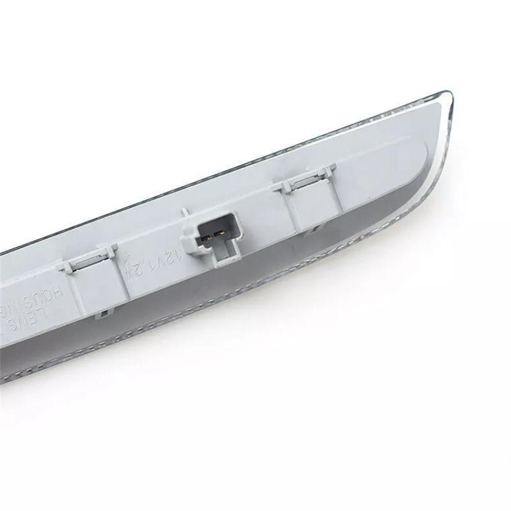 High Mount Stop Lamp Third Brake Light 8334A113 For Mitsubishi Outlander 2013-2016