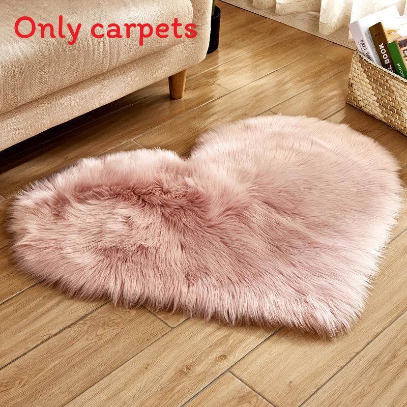 Simple Heartshaped Silk Plush Rug With Soft Texture For Living Room And Bedroom Decor