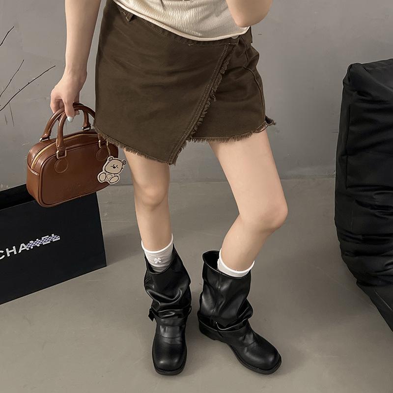 Western Cowboy Boots Women's Pleated Pile Boots Black Retro Coarse Heel Knight Boots Autumn and Winter Short Boots 2025 New