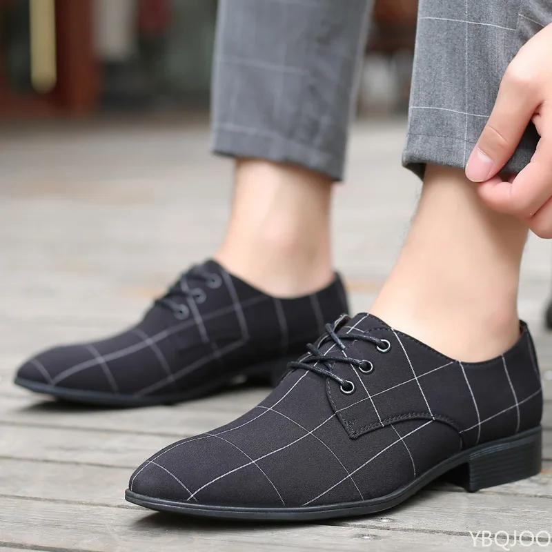 Men's New Fabric Shoes Sharp Pointed Casual Large Size Flat Fashion Breathable Canvas Shoes Lightweight Male Flats Homme Zapatos